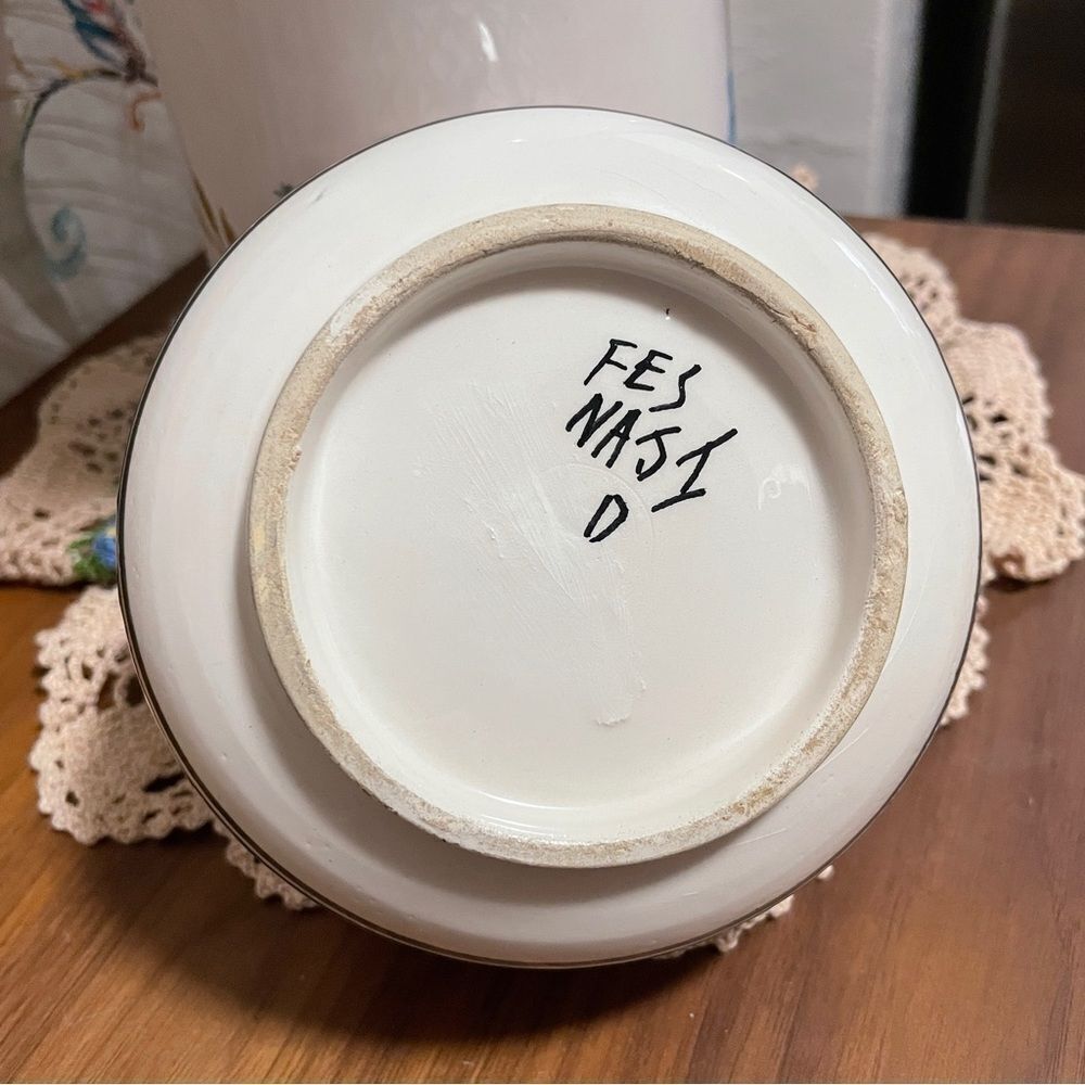 Handmade Ceramic Bowl - Picture 5 of 5